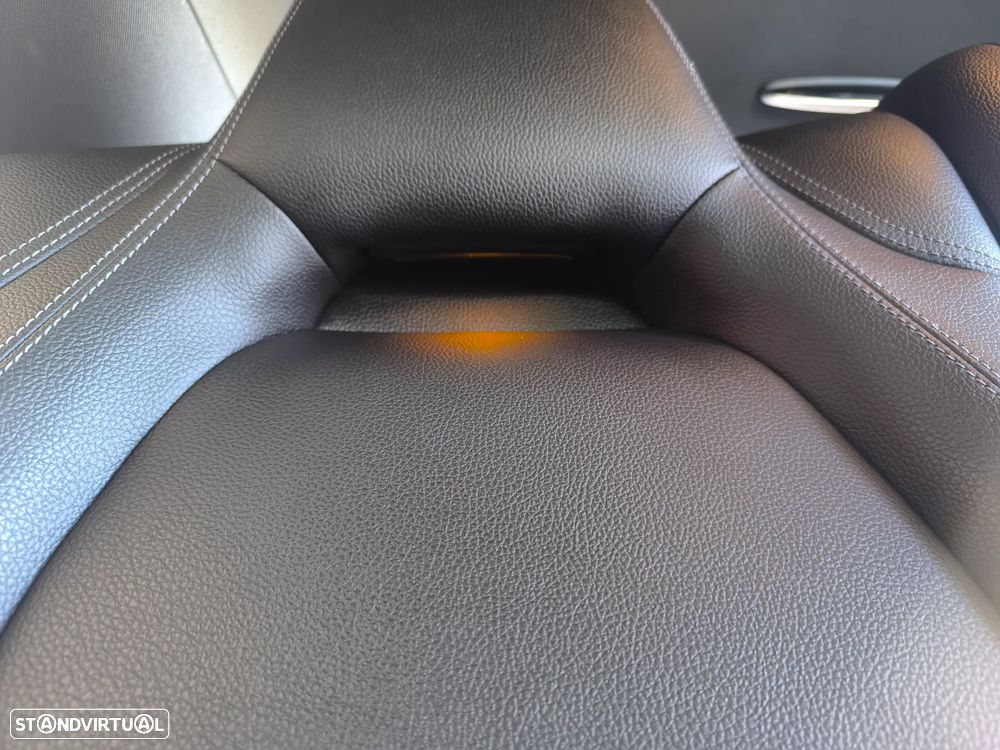 Mercedes-Benz CLA 180 - 16