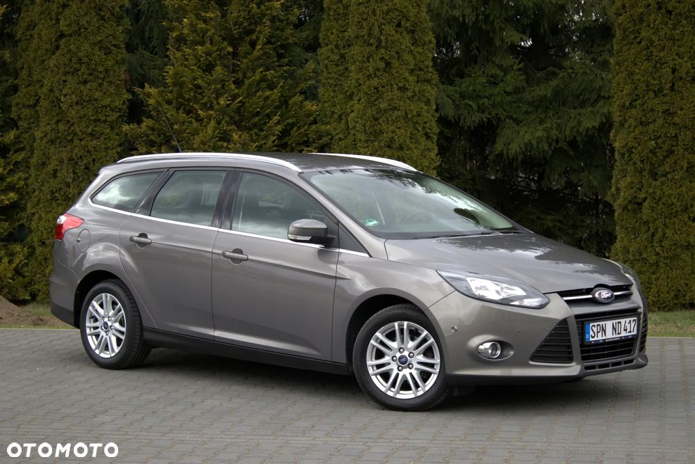 Ford Focus SW 1.6 TDCi DPF S&S Titanium - 14