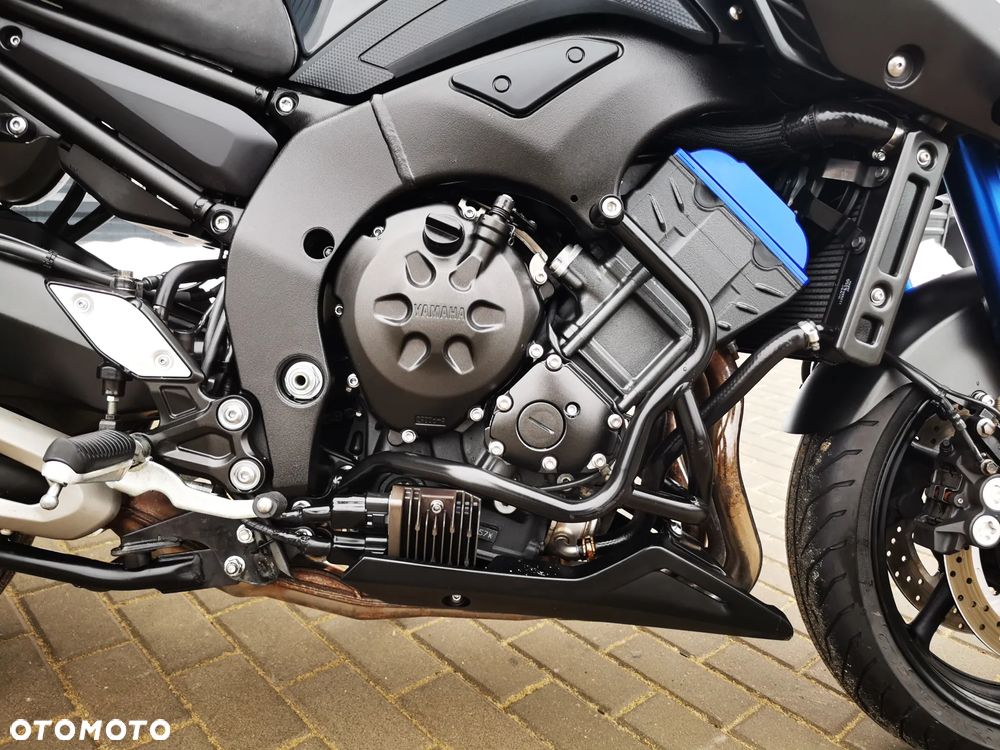 Yamaha FZ8 - 25