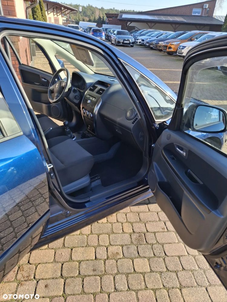 Suzuki SX4 - 9