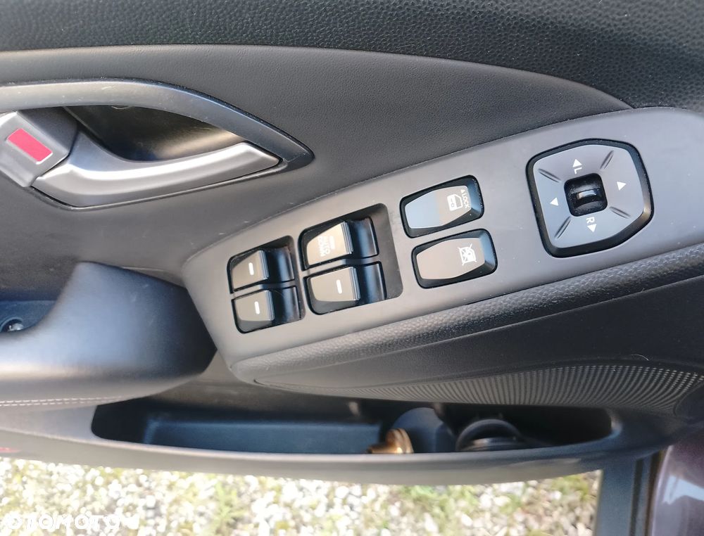 Hyundai ix35 - 21