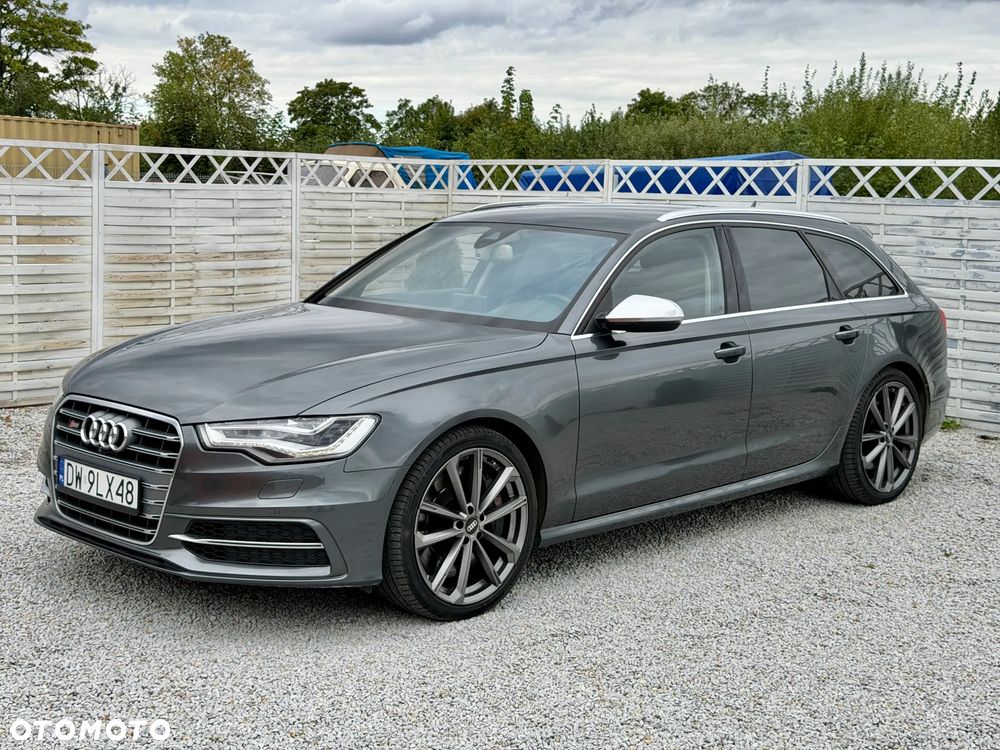 Audi S6 Avant Standard - 1