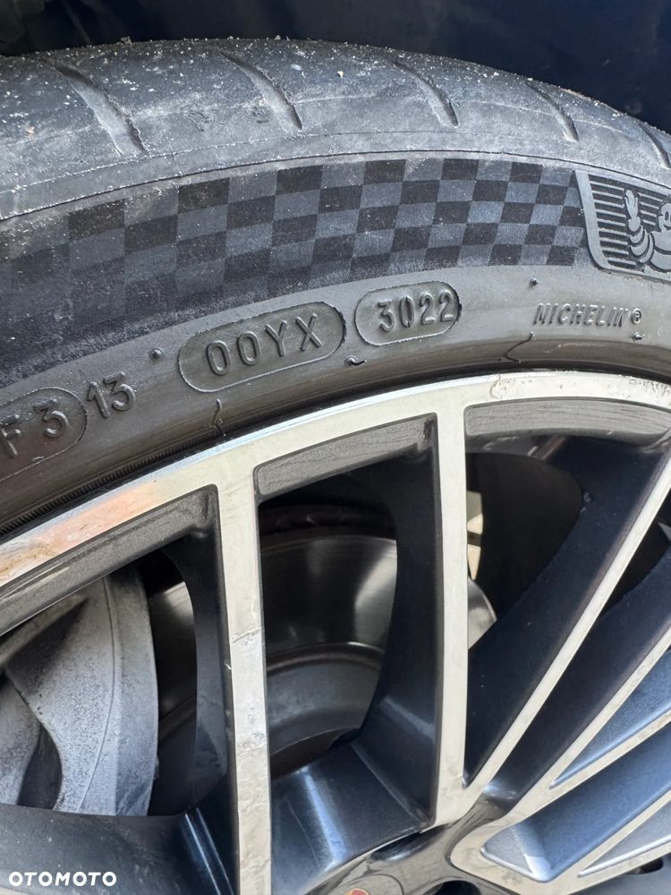 Porsche Cayenne Coupe - 36