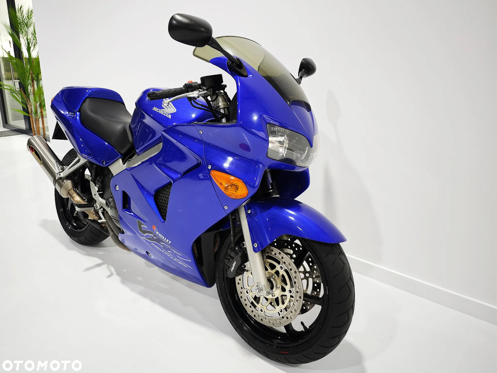 Honda VFR - 7