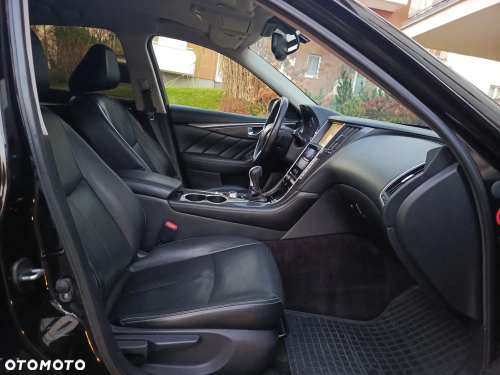 Infiniti Q50 2.2d Premium - 7