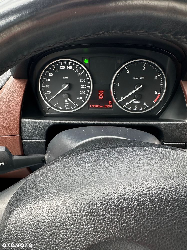 BMW X1 - 13