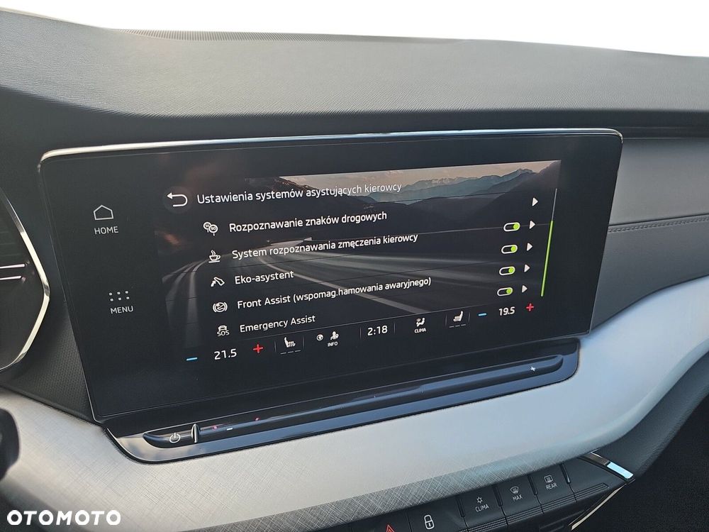 Skoda Octavia 2.0 TDI Ambition DSG - 33