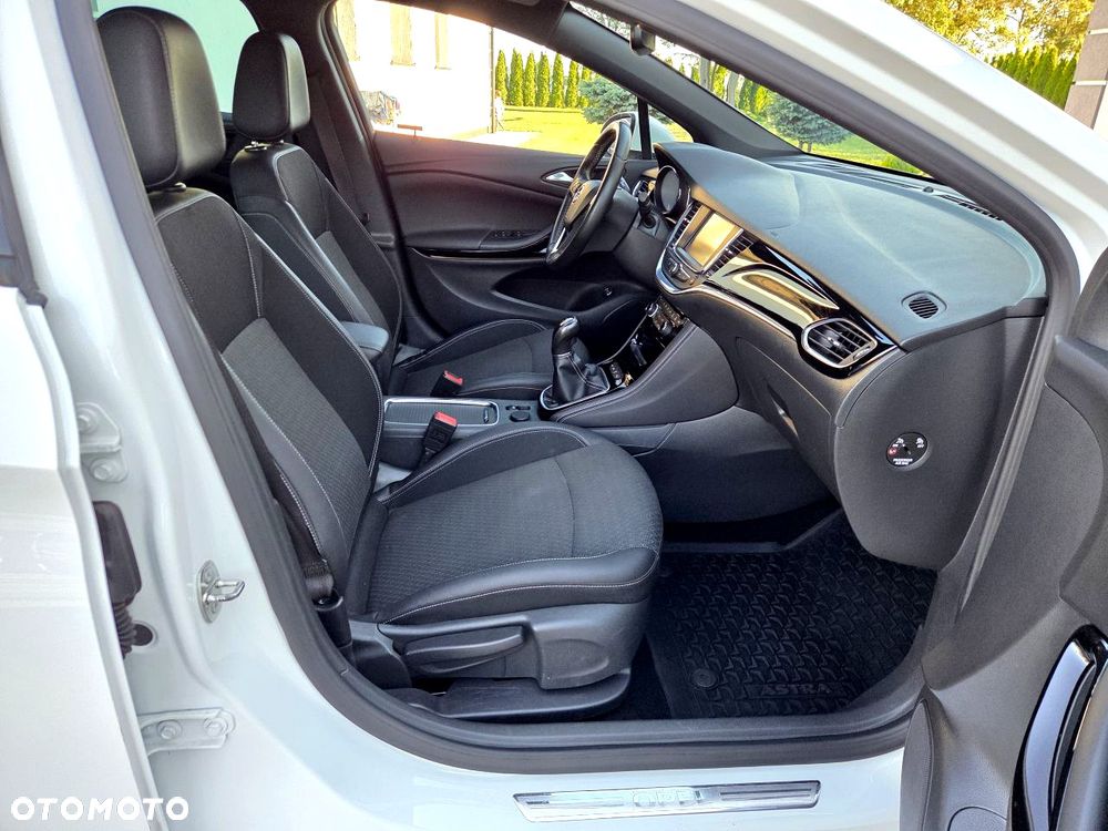Opel Astra 1.4 Turbo Start/Stop Innovation - 17