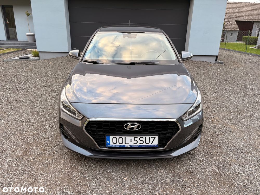 Hyundai i30 1.4 Trend - 10