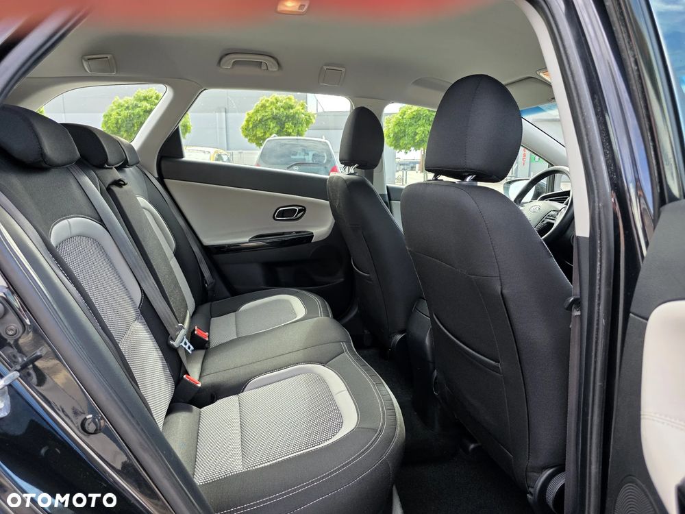 Kia Ceed 1.6 GDI XL - 14