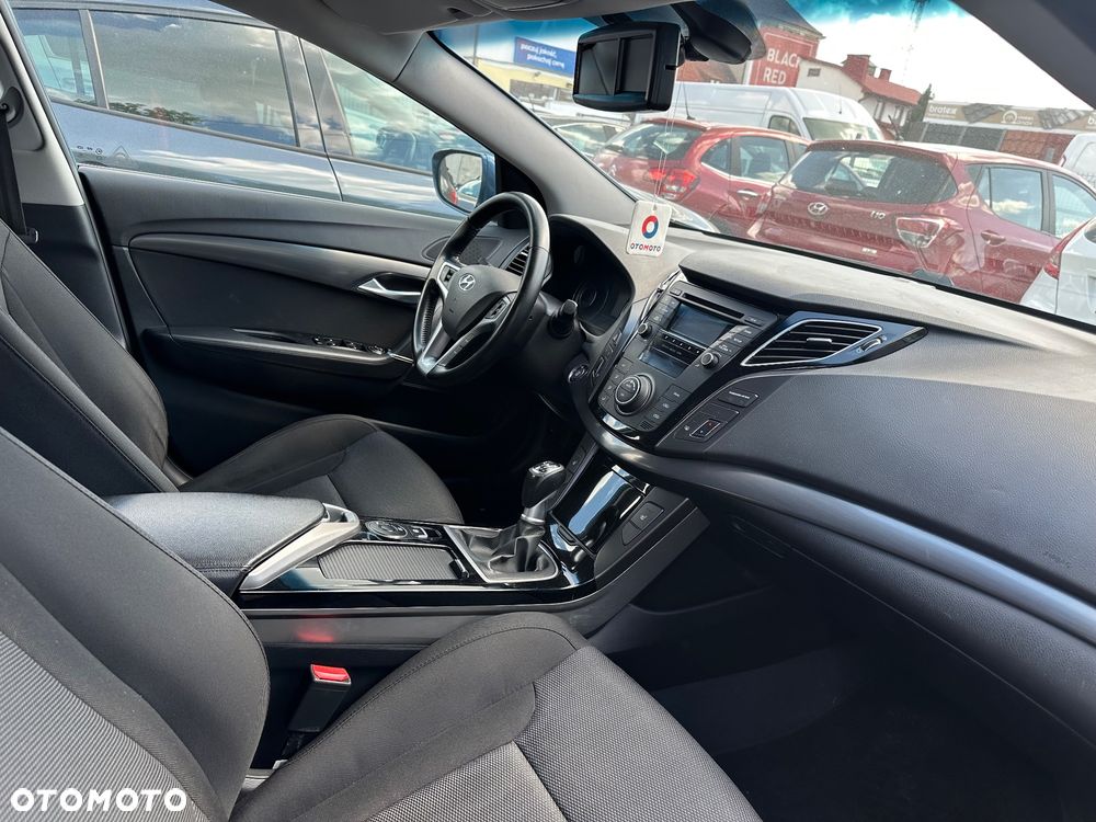 Hyundai i40 i40cw 1.7 CRDi Fifa World Cup Edition - 15