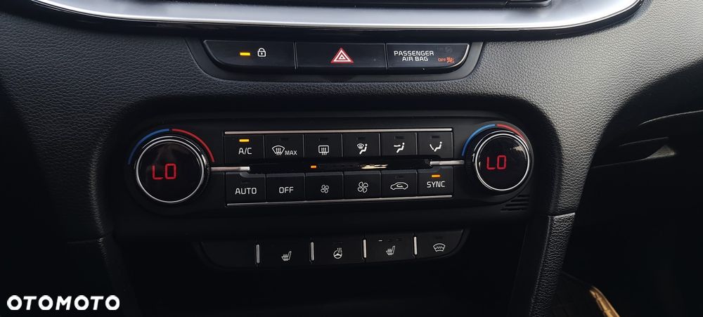 Kia XCeed 1.5 T-GDI L Business Line - 12