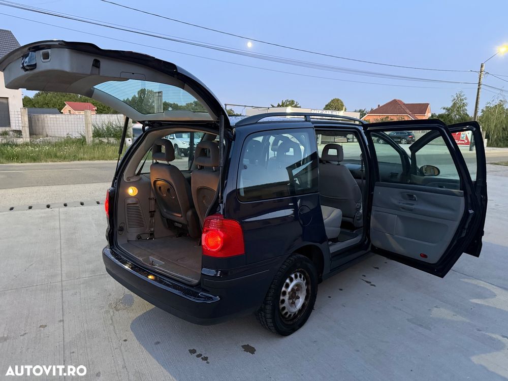 Volkswagen Sharan 1.9 TDI United II - 39