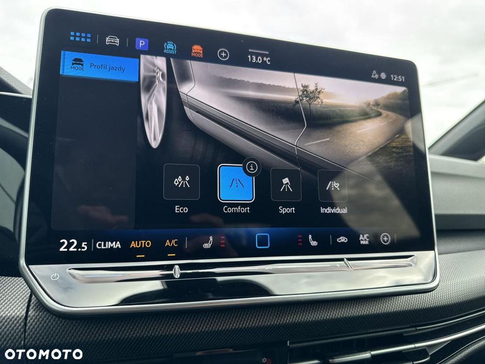 Volkswagen Golf - 21