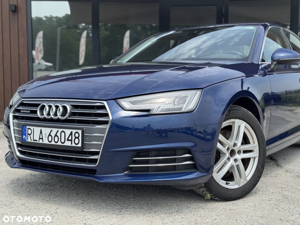 Audi A4 Limousine - 12