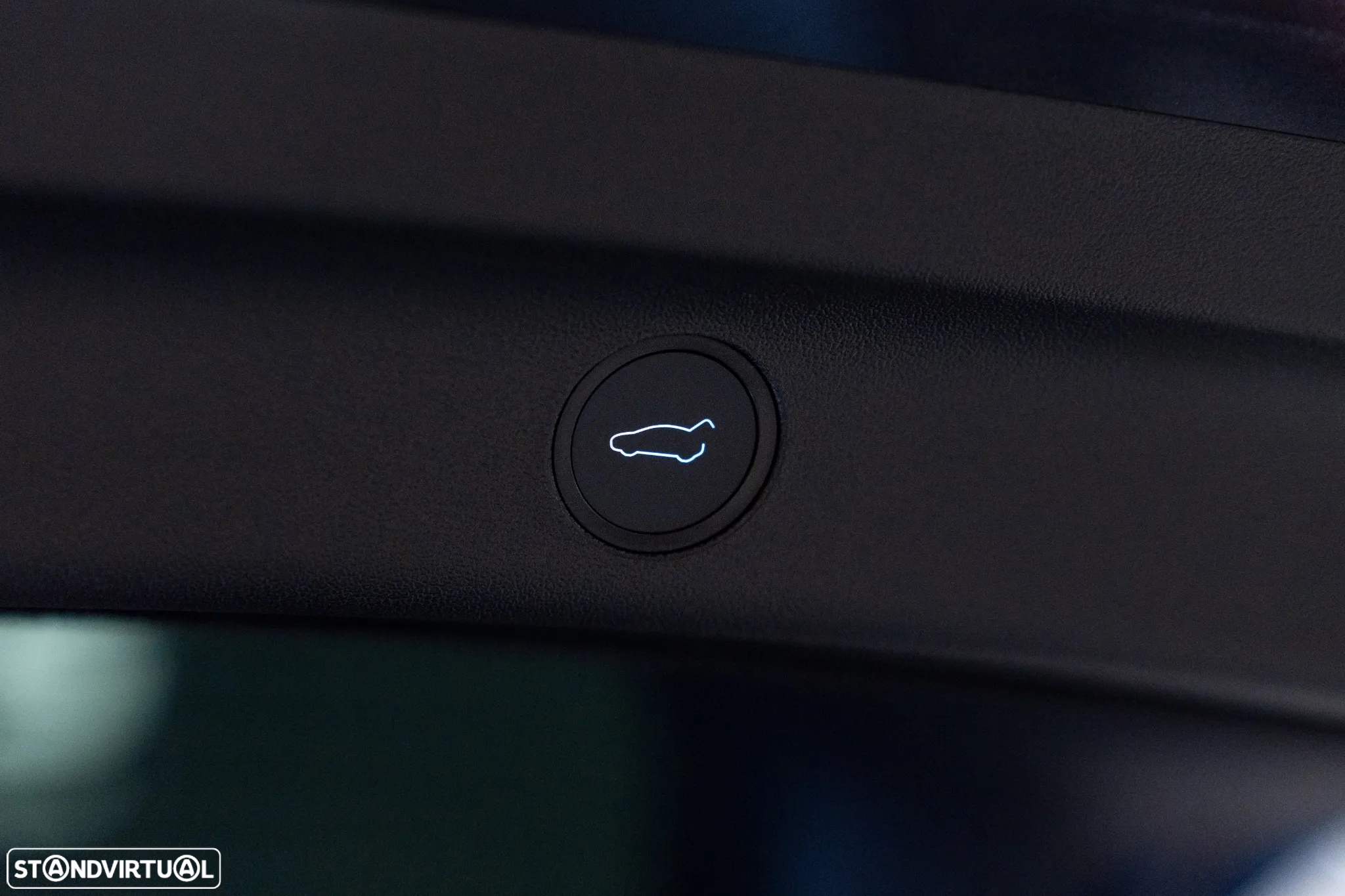 Tesla Model Y Long Range Dual Motor AWD - 56
