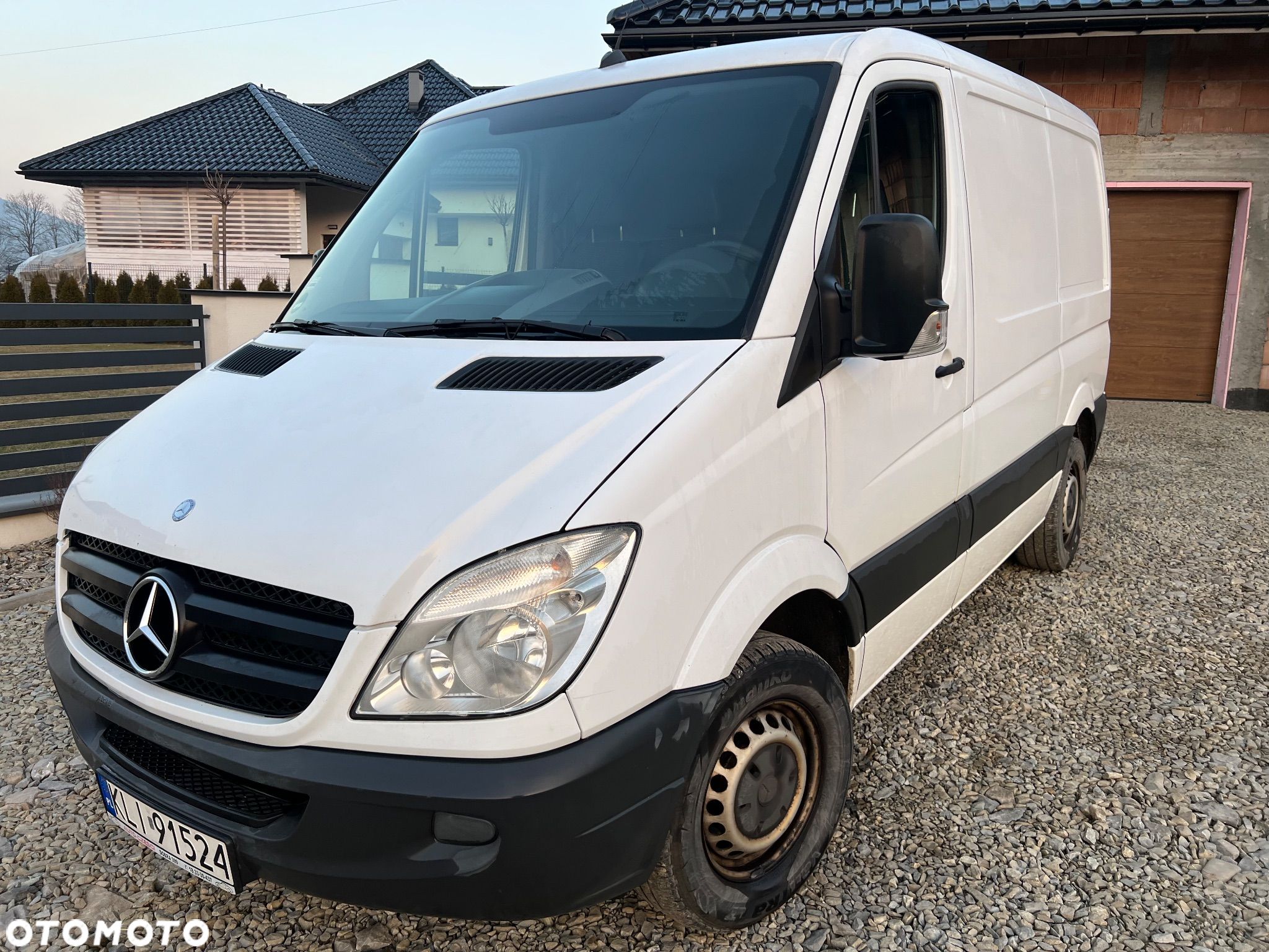 Mercedes-Benz Sprinter - 1