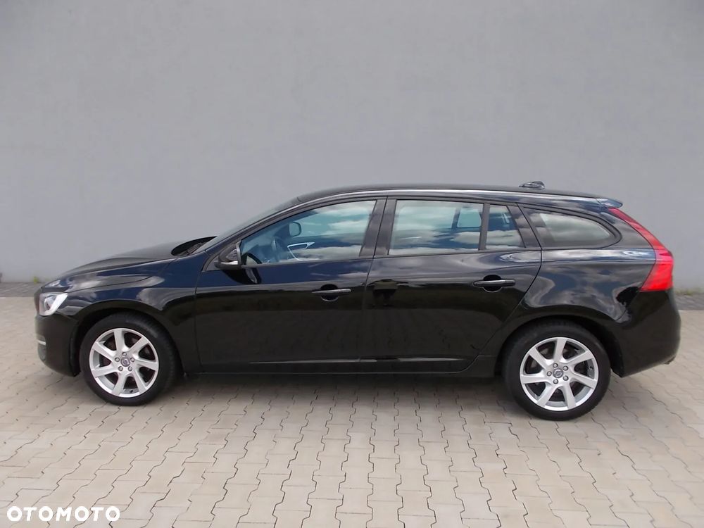Volvo V60 D3 Momentum - 3