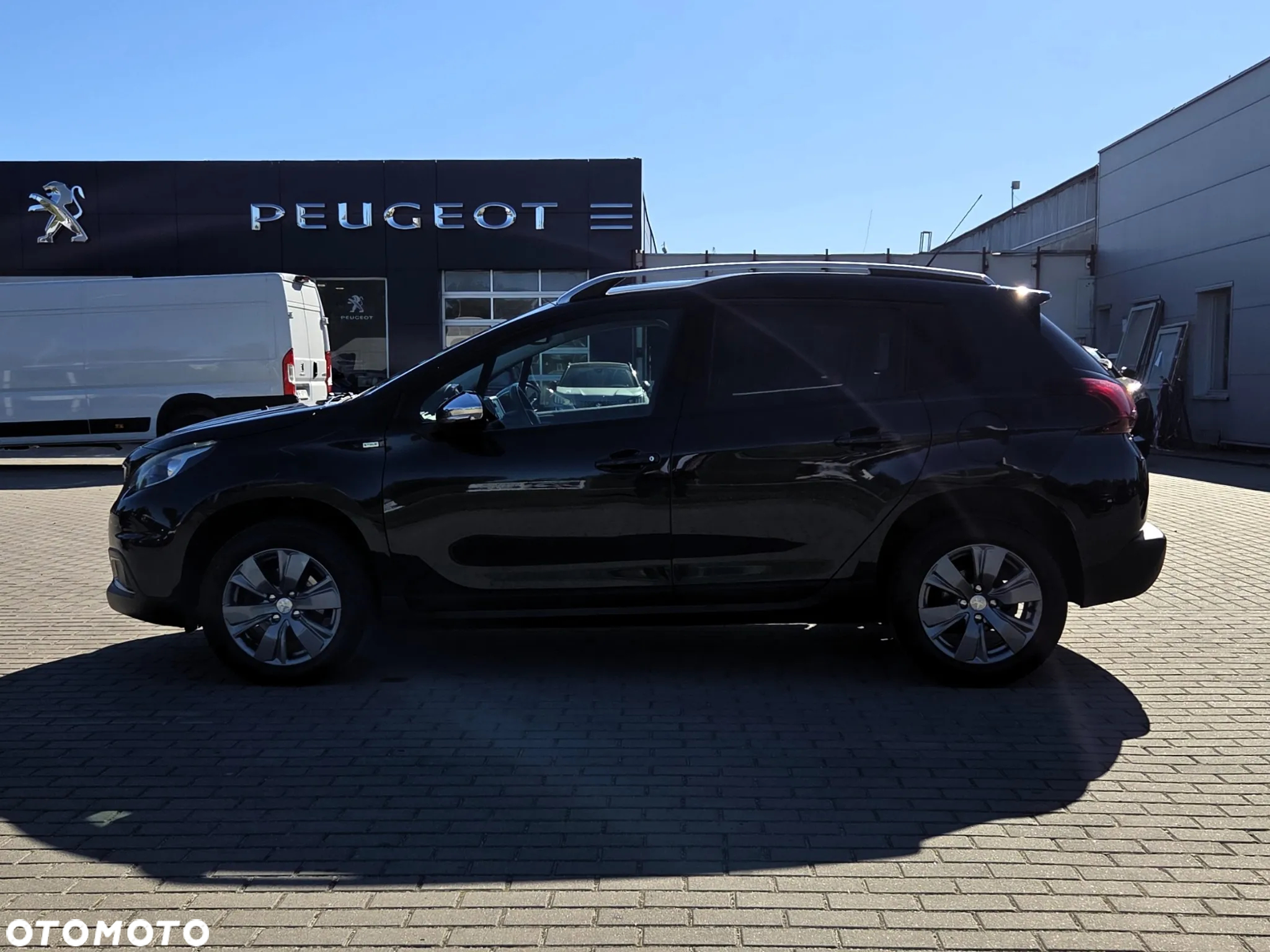Peugeot 2008 1.2 Pure Tech Style S&S - 5