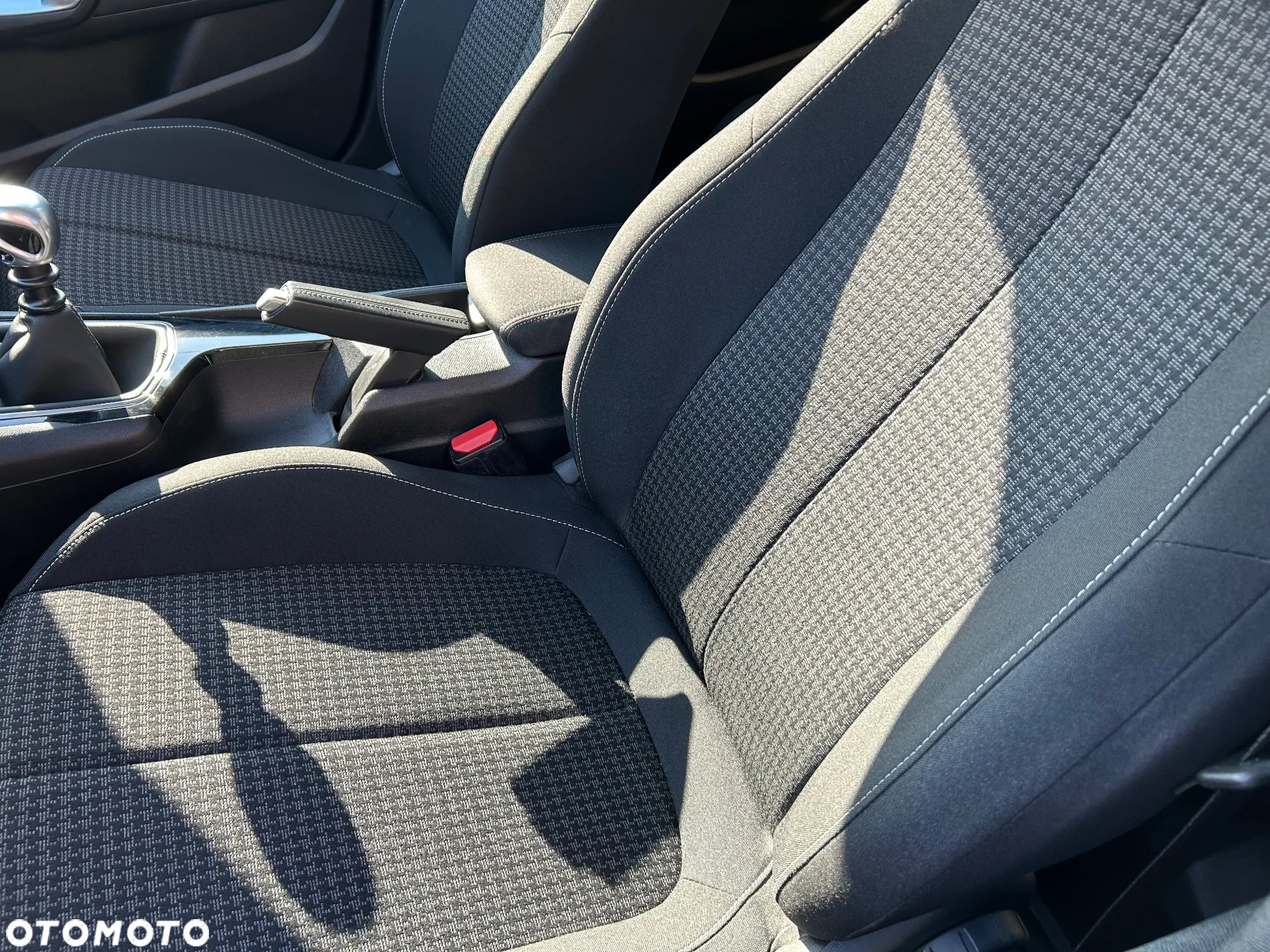 Peugeot 308 1.2 PureTech Active S&S - 12