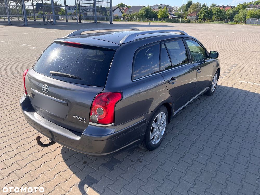 Toyota Avensis 2.2 D-CAT Prestige - 1