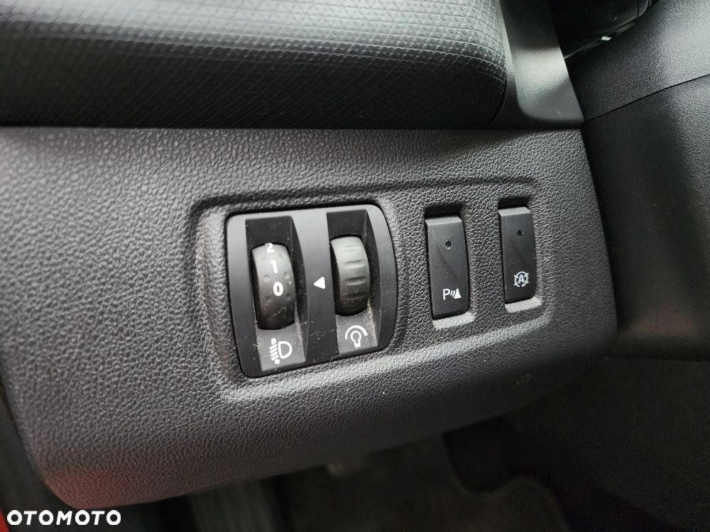 Renault Clio ENERGY TCe 90 Start & Stop LIMITED - 29
