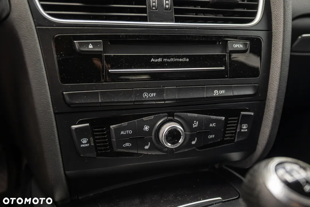 Audi A4 Avant 2.0 TDI DPF quattro S line Sportpaket - 29