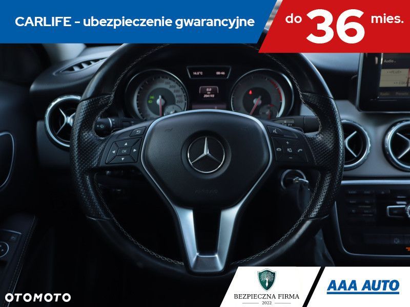 Mercedes-Benz GLA - 19