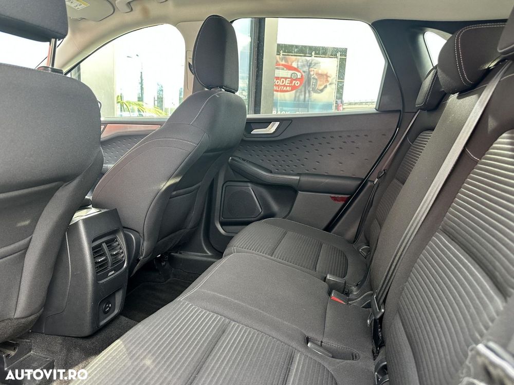 FORD Kuga 2021 — imagine 23
