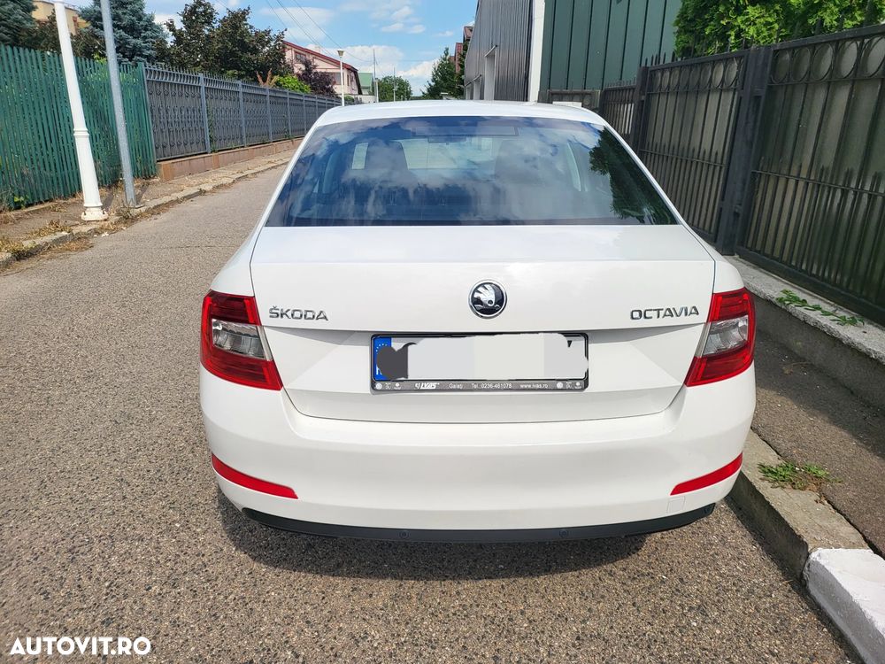 Skoda Octavia 1.6 TDI Active - 4