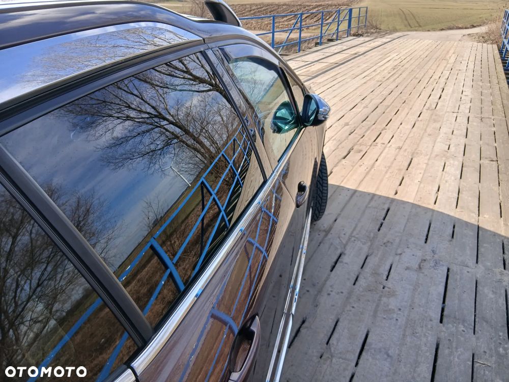 Peugeot 2008 e-HDi FAP 115 STOP & START Allure - 11