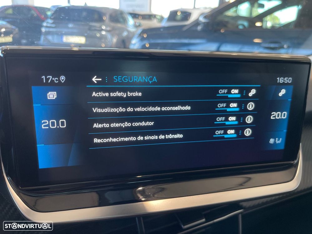 Peugeot 2008 1.2 PureTech Allure Pack EAT8 - 22