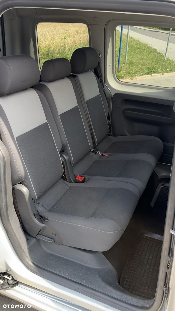 Volkswagen Caddy - 36