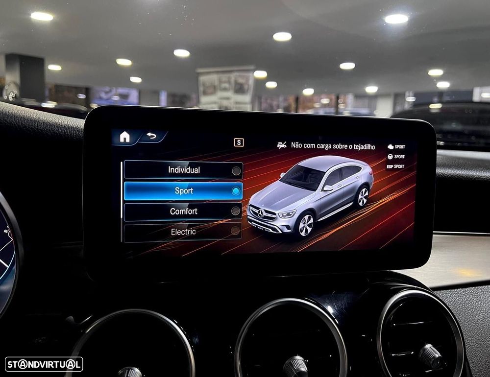 Mercedes-Benz GLC 300 e 4Matic - 35