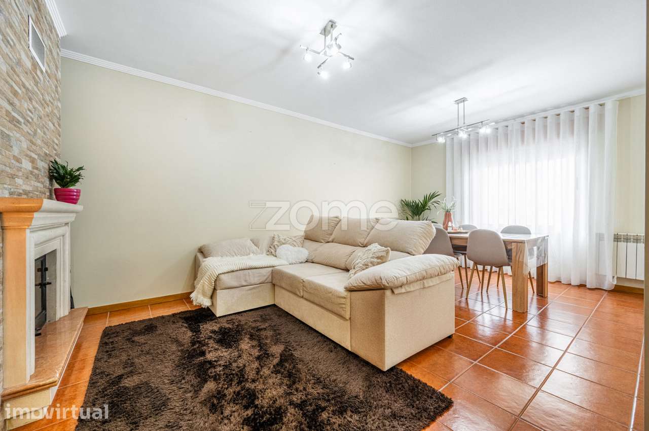 APARTAMENTO T3 SEMI REMODELADO EM PADIM DA GRAÇA, BRAGA. - Grande imagem: 5/26