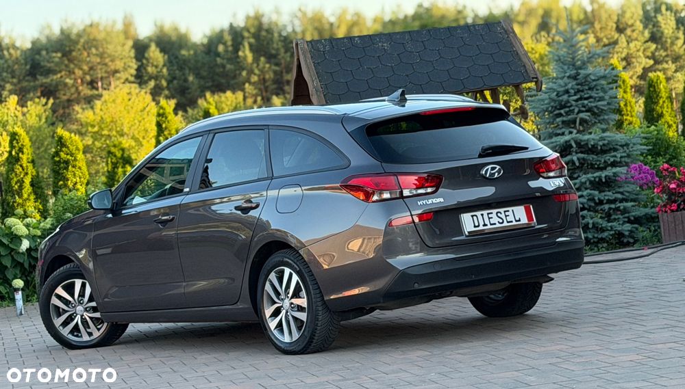 Hyundai i30 1.6 D Comfort - 20