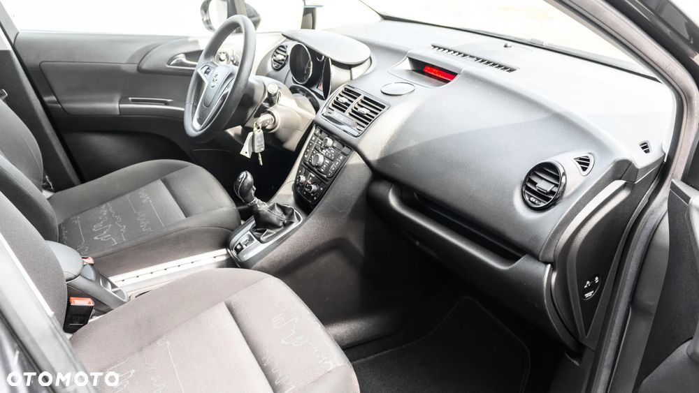 Opel Meriva 1.4 T Enjoy - 26