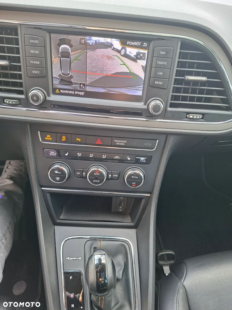 Seat Leon Sportstourer 1.8 TSI Start&Stop 4Drive DSG X-Perience - 22