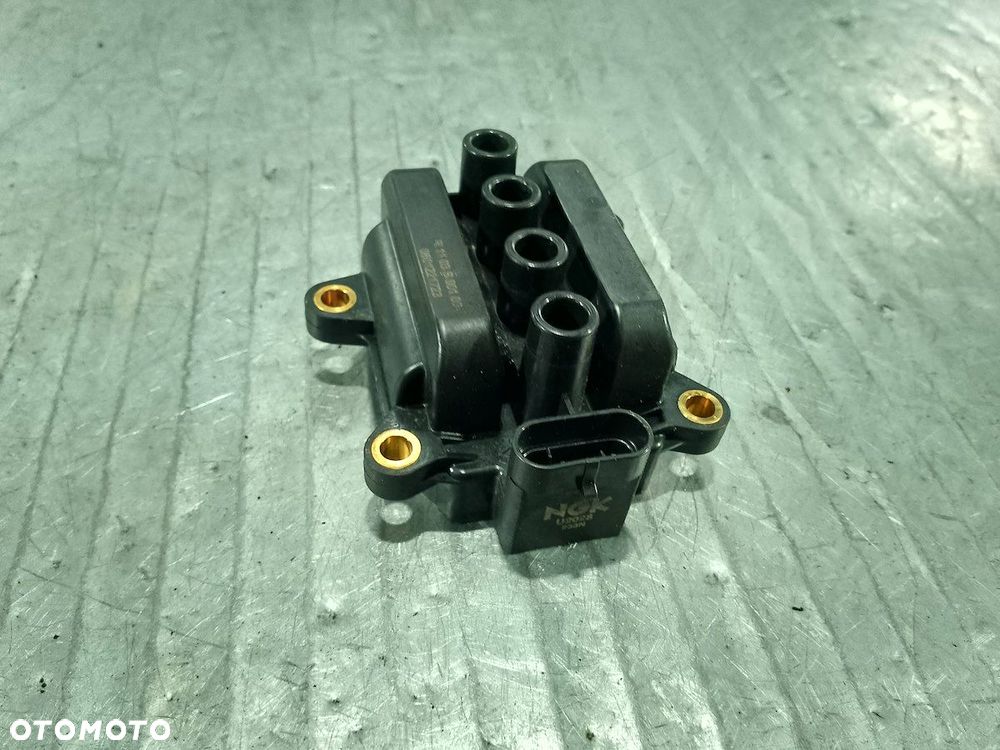 CEWKA ZAPŁONOWA RENAULT MODUS NGK U2028 1.2 8V - 4