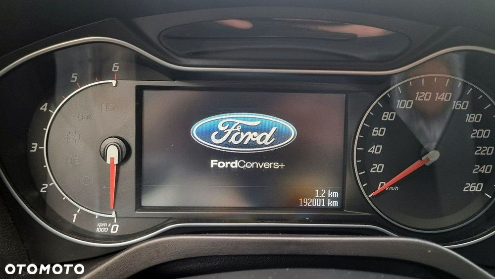 Ford S-Max - 14