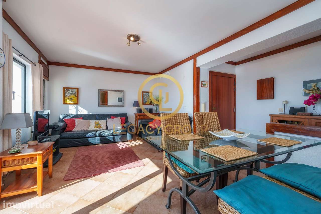 Apartamento T2 Duplex c/Vista Mar | Alporchinhos – Porches, Lagoa |... - Grande imagem: 2/51