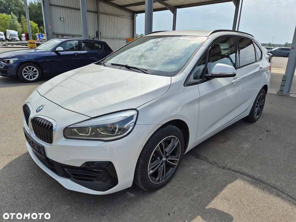 BMW Seria 2 218d Sport Line - 2