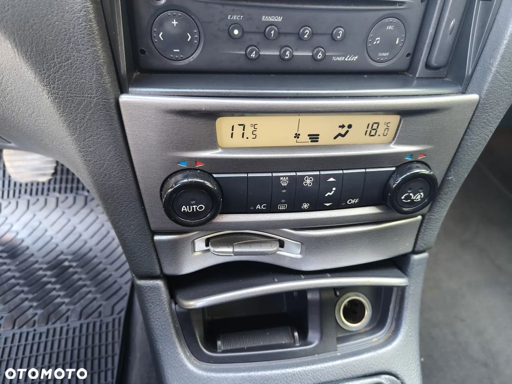 Renault Laguna - 31