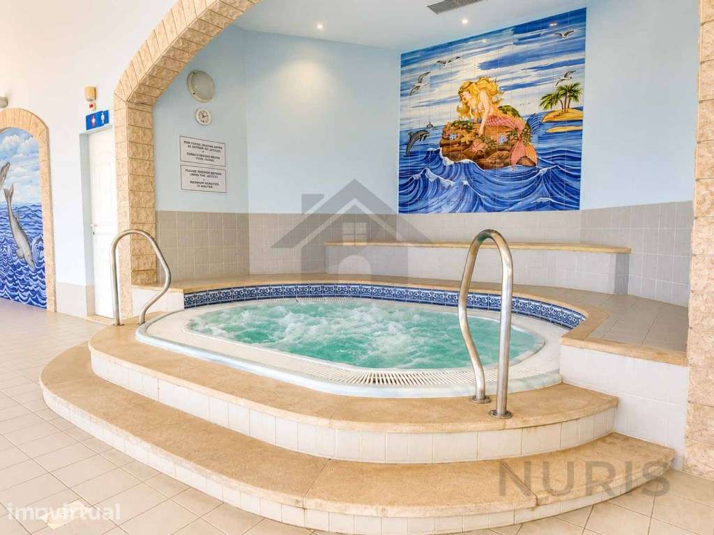 Luxuoso T2 no Oasis Parque com Piscinas e Jardim - Grande imagem: 5/44