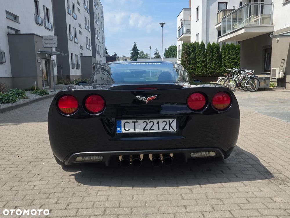 Chevrolet Corvette - 5