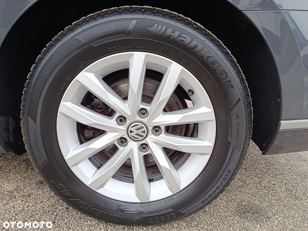 Volkswagen Passat 2.0 TDI SCR (BlueMotion Technology) DSG Comfortline - 39