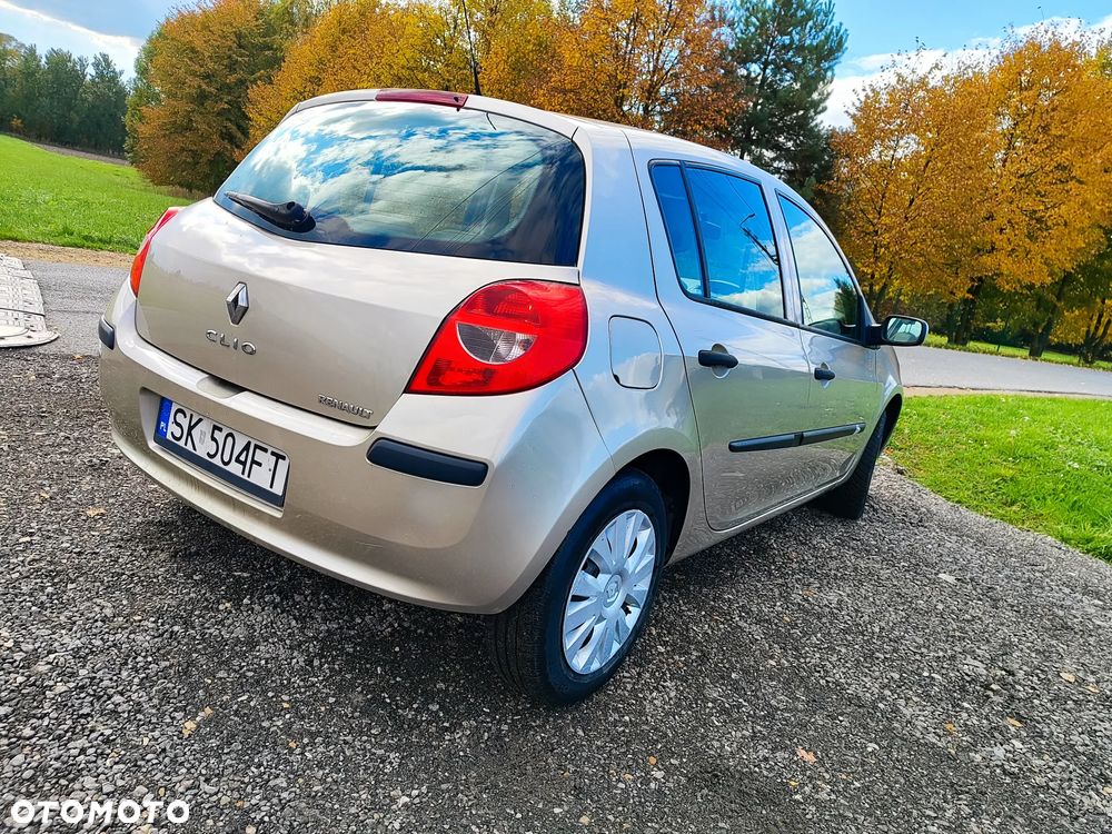 Renault Clio 1.2 16V Campus - 20