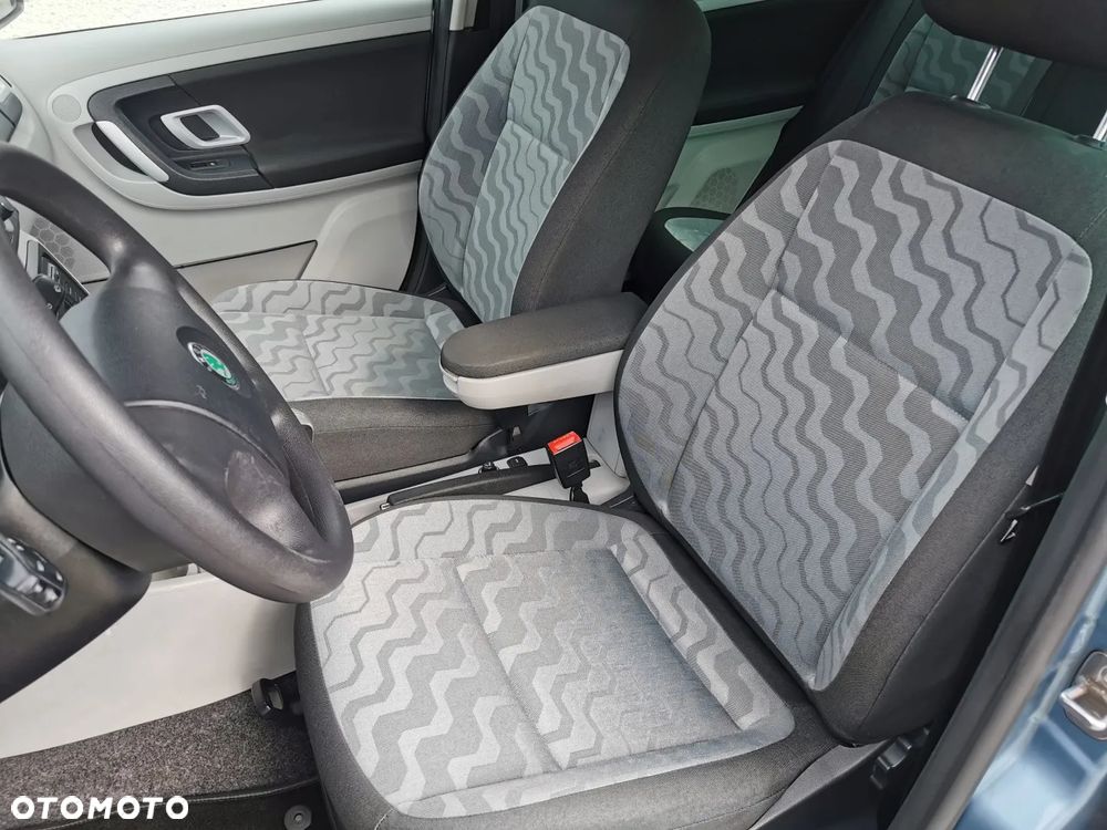 Skoda Fabia - 10