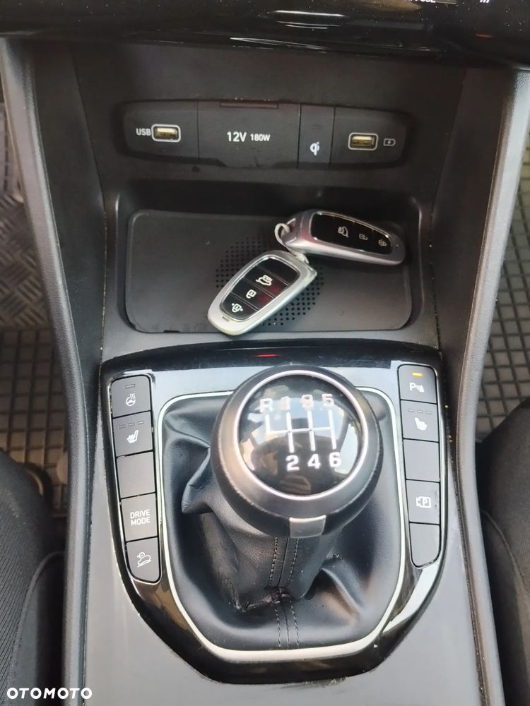 Hyundai Tucson - 11