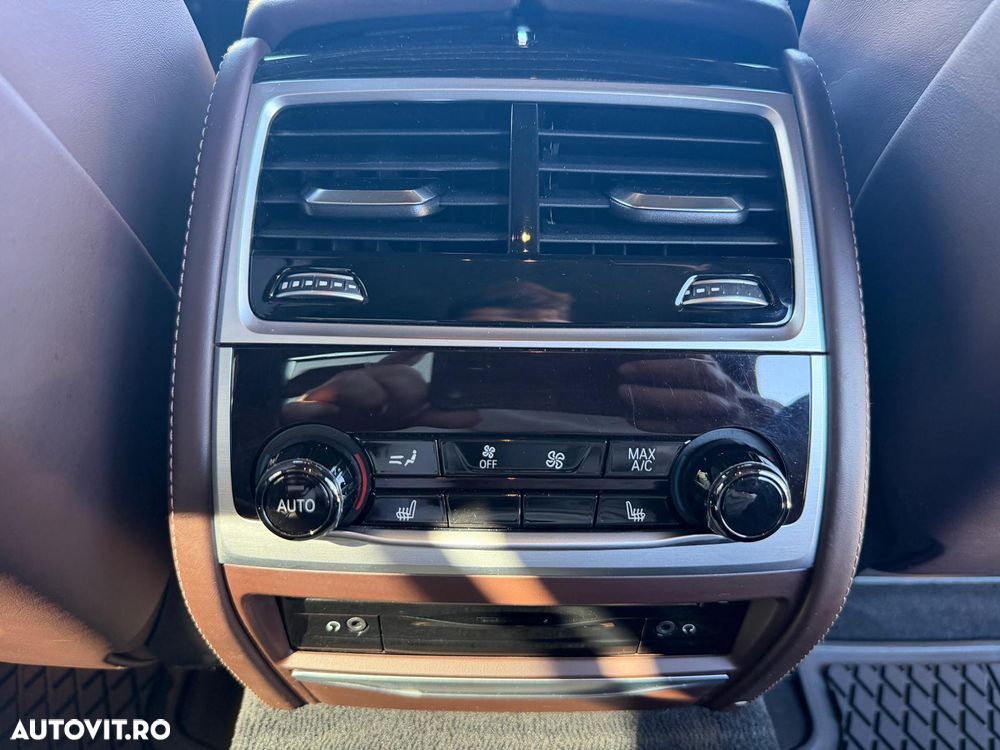 BMW Seria 7 740Ld xDrive - 13